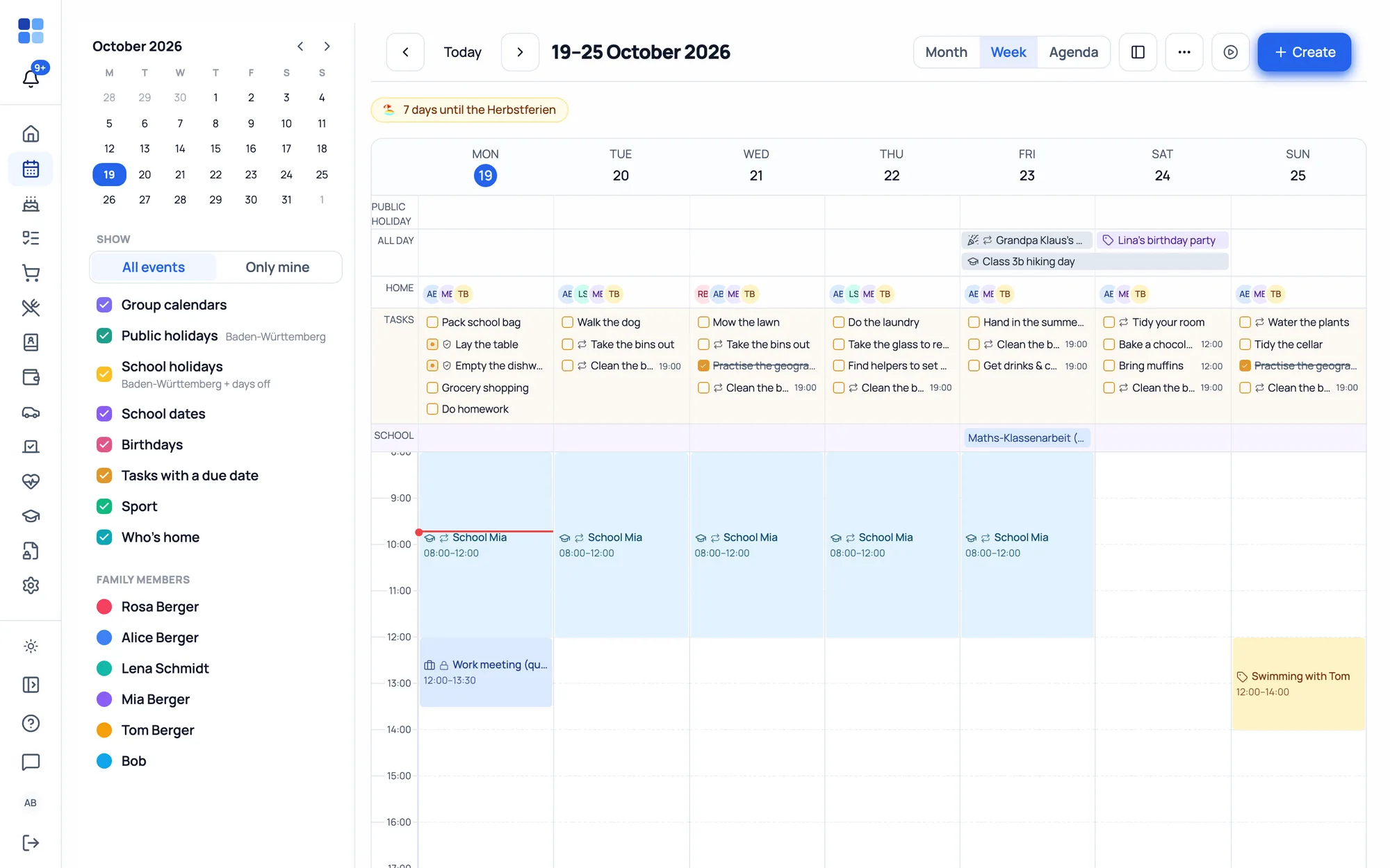 Family calendar – desktop week view with the “My calendars” sidebar